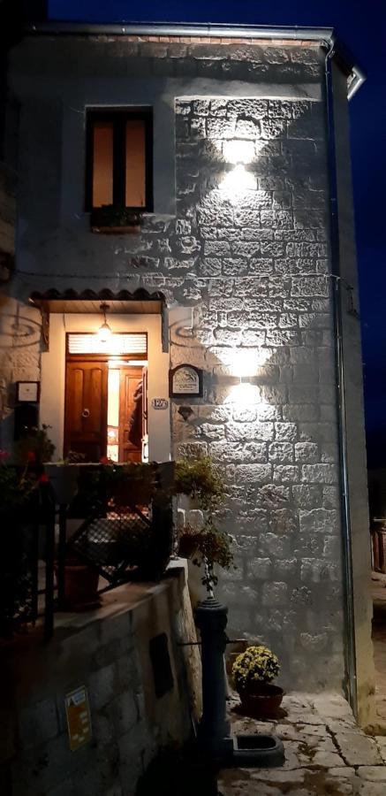 פטראליה סופראנה La Casa Del Pittore Di Petralia מראה חיצוני תמונה