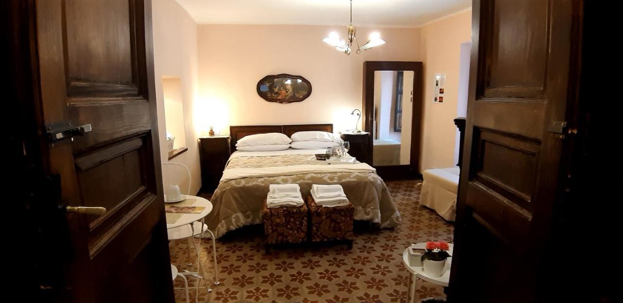 פטראליה סופראנה La Casa Del Pittore Di Petralia מראה חיצוני תמונה