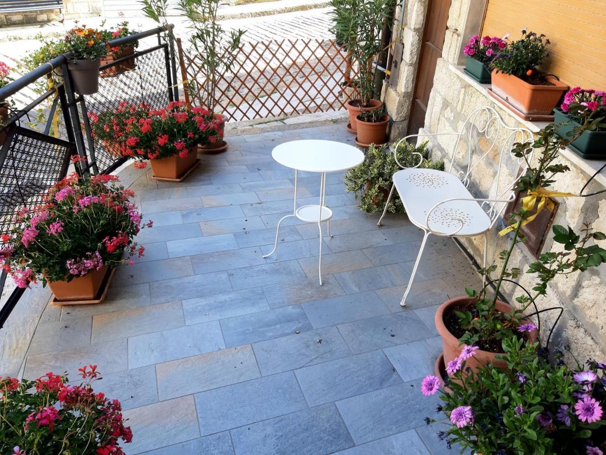 פטראליה סופראנה La Casa Del Pittore Di Petralia מראה חיצוני תמונה