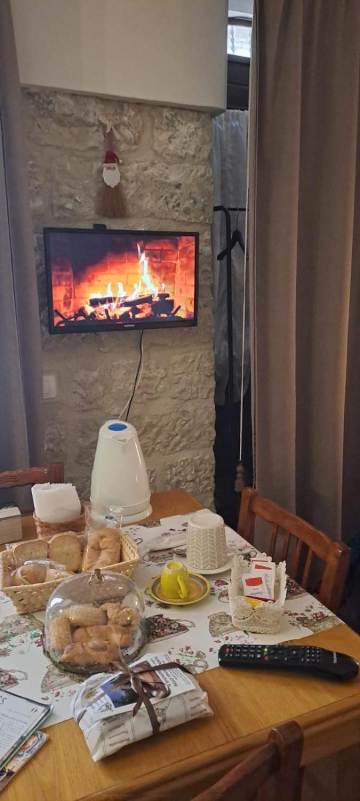 פטראליה סופראנה La Casa Del Pittore Di Petralia מראה חיצוני תמונה