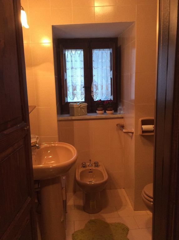 פטראליה סופראנה La Casa Del Pittore Di Petralia חדר תמונה