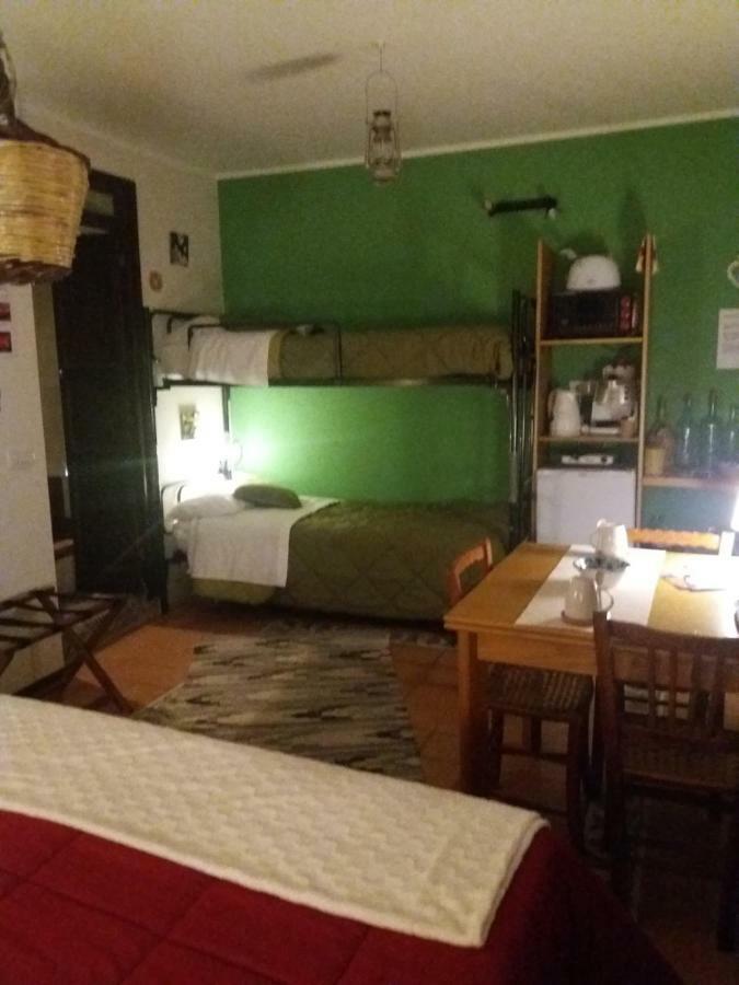 פטראליה סופראנה La Casa Del Pittore Di Petralia מראה חיצוני תמונה