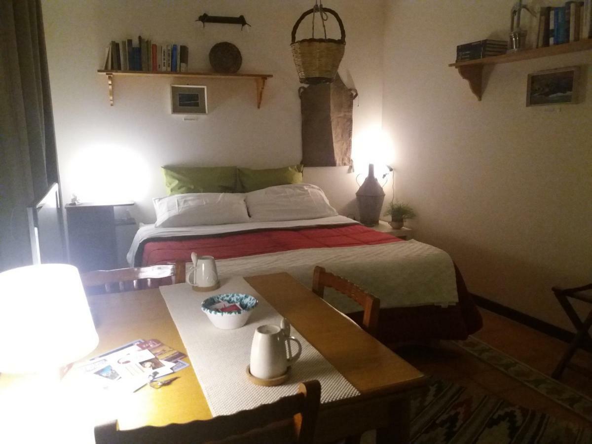פטראליה סופראנה La Casa Del Pittore Di Petralia מראה חיצוני תמונה